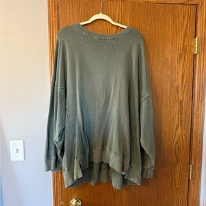 Oversized Green Sweatshirt